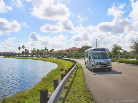 850 SW 133 Pembroke Pines FL 33027