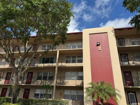 850 SW 133 Pembroke Pines FL 33027