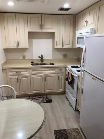 850 SW 133 Pembroke Pines FL 33027
