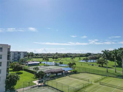8900 Washington Boulevard Pembroke Pines FL 33025