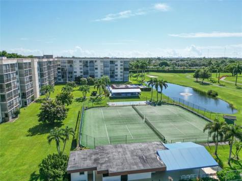 8900 Washington Boulevard Pembroke Pines FL 33025