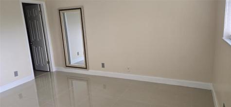 8000 S Colony Circle Tamarac FL 33321