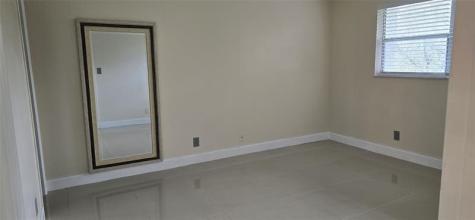 8000 S Colony Circle Tamarac FL 33321