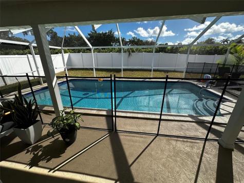 6860 Calle Del Paz Boca Raton FL 33433