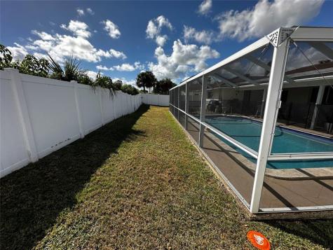 6860 Calle Del Paz Boca Raton FL 33433