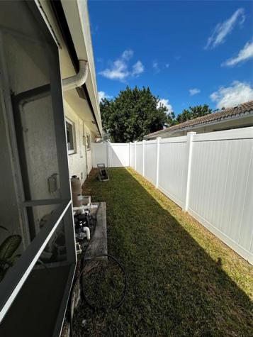 6860 Calle Del Paz Boca Raton FL 33433