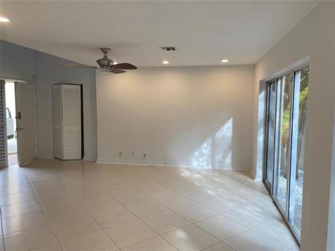 101 SE 15th Avenue Fort Lauderdale FL 33301