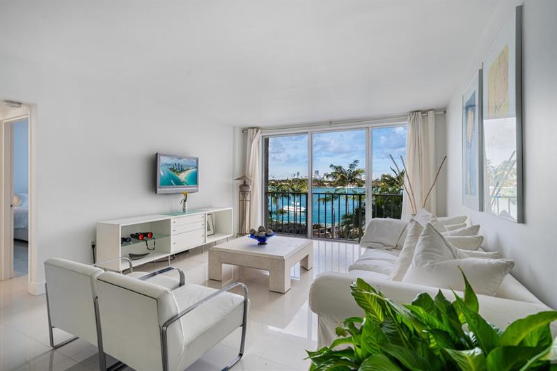 800 West Avenue Miami Beach FL 33139