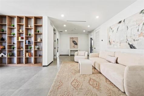 3320 NE 17th Street Fort Lauderdale FL 33305