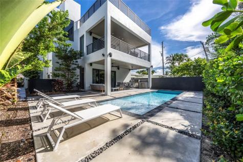 3320 NE 17th Street Fort Lauderdale FL 33305