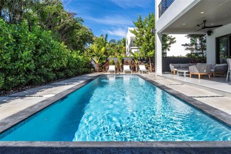 3320 NE 17th Street Fort Lauderdale FL 33305