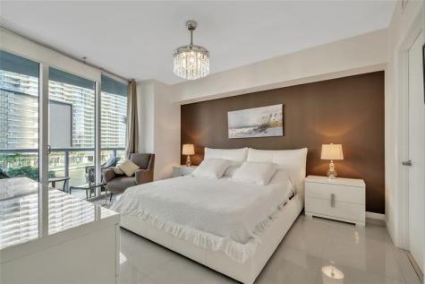 475 Brickell Avenue Miami FL 33131