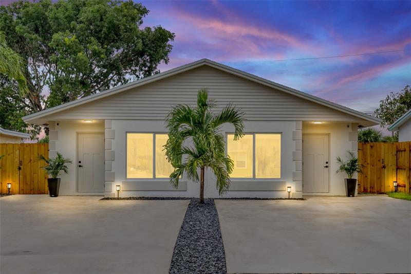 416 W Mango Street Lantana FL 33462