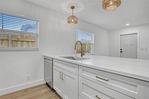 416 W Mango Street Lantana FL 33462
