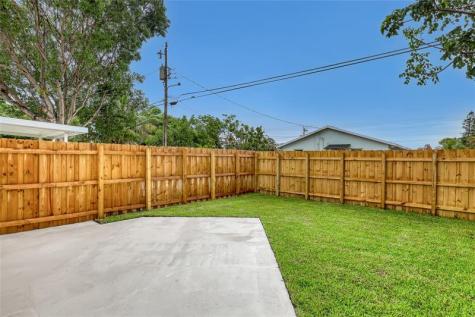 416 W Mango Street Lantana FL 33462