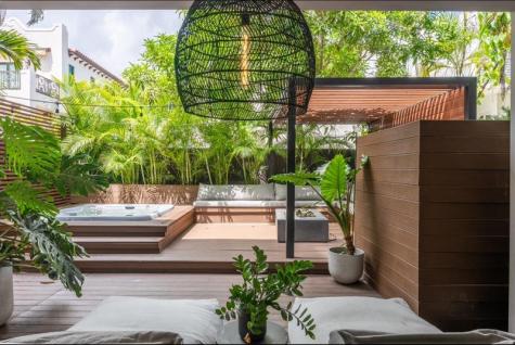 1635 SW 19th Terrace Miami FL 33145