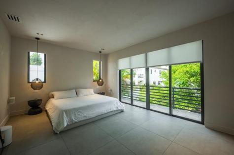 1635 SW 19th Terrace Miami FL 33145