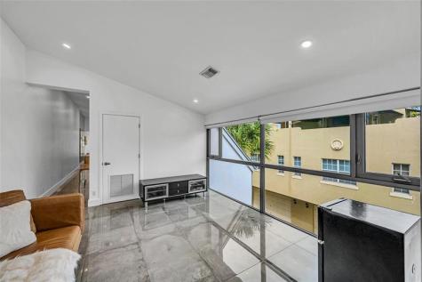 1511 NE 4th Place Fort Lauderdale FL 33301