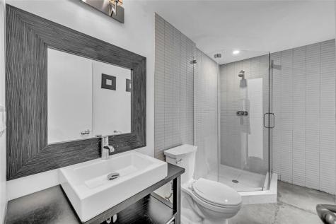1511 NE 4th Place Fort Lauderdale FL 33301