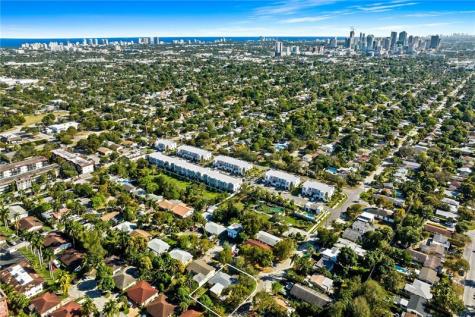 581 NW 17th Place Fort Lauderdale FL 33311
