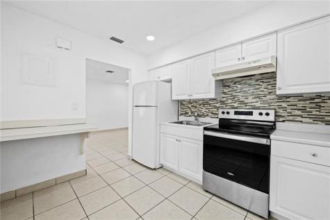 581 NW 17th Place Fort Lauderdale FL 33311