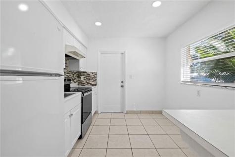 581 NW 17th Place Fort Lauderdale FL 33311