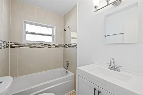 581 NW 17th Place Fort Lauderdale FL 33311