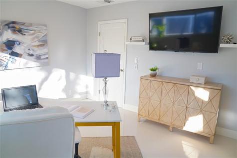 4841 NE 28th Avenue Fort Lauderdale FL 33308
