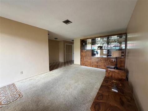 18 SW 13th Street Dania Beach FL 33004