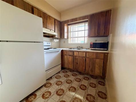18 SW 13th Street Dania Beach FL 33004