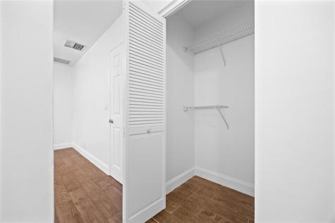 404 SE 16th Street Fort Lauderdale FL 33316