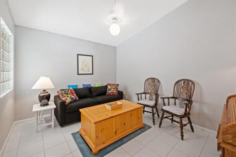 3258 Jog Park Drive Greenacres FL 33467