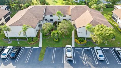 3258 Jog Park Drive Greenacres FL 33467