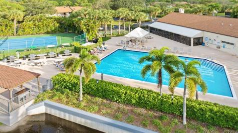 3258 Jog Park Drive Greenacres FL 33467
