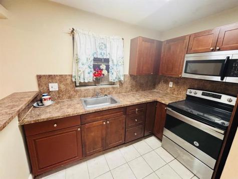 4240 NW 21st Street Lauderhill FL 33313