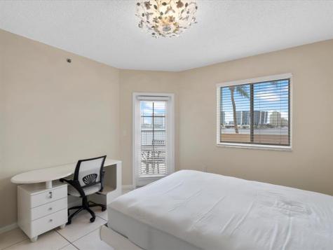 18260 N Bay Road Sunny Isles Beach FL 33160