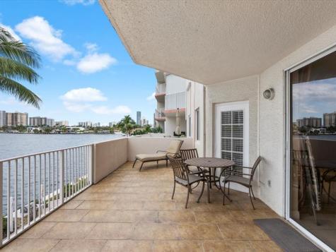 18260 N Bay Road Sunny Isles Beach FL 33160