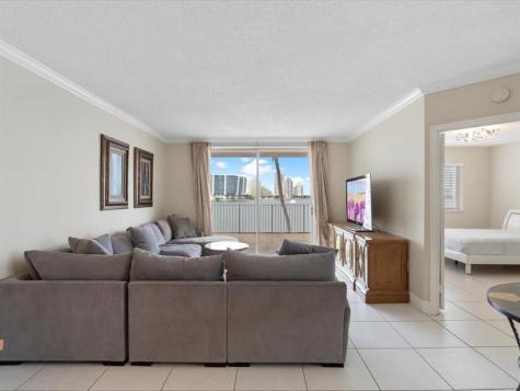 18260 N Bay Road Sunny Isles Beach FL 33160