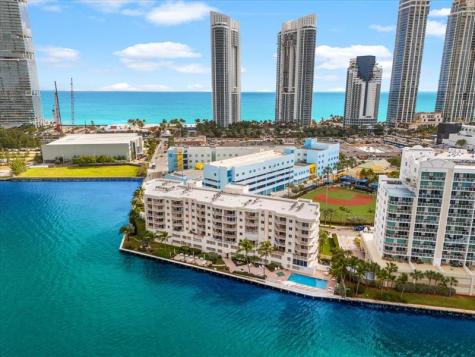 18260 N Bay Road Sunny Isles Beach FL 33160