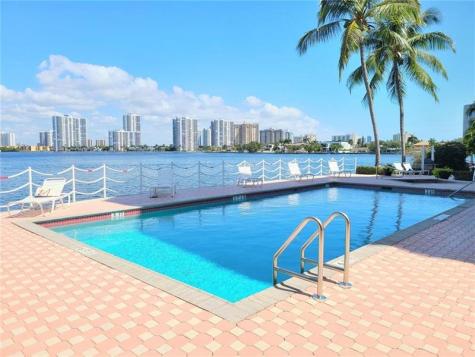 18260 N Bay Road Sunny Isles Beach FL 33160