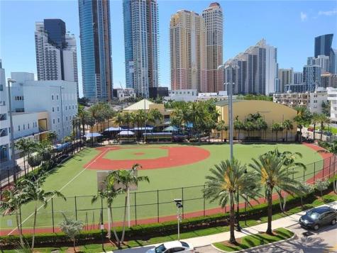 18260 N Bay Road Sunny Isles Beach FL 33160