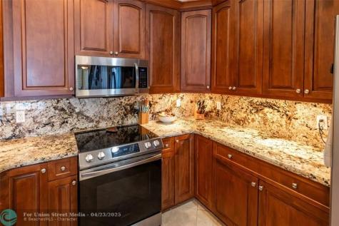 3909 NE 21st Avenue Fort Lauderdale FL 33308
