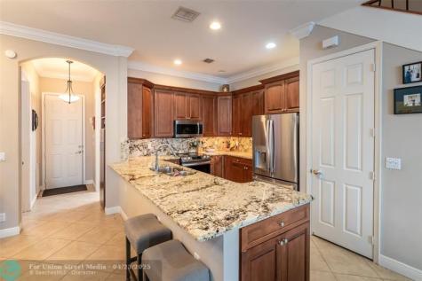 3909 NE 21st Avenue Fort Lauderdale FL 33308