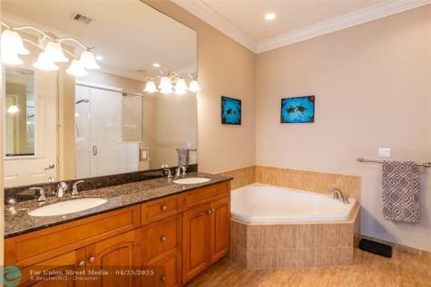 3909 NE 21st Avenue Fort Lauderdale FL 33308