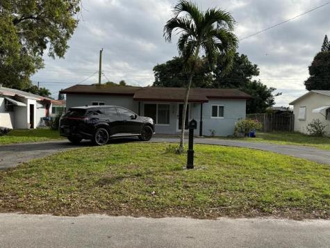 6720 Park Street Hollywood FL 33024