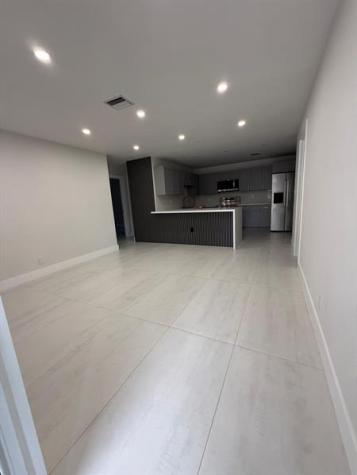 6720 Park Street Hollywood FL 33024