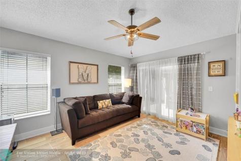 7542 NW 3rd Street Plantation FL 33317