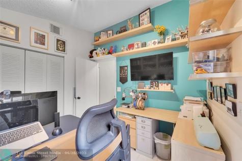 7542 NW 3rd Street Plantation FL 33317