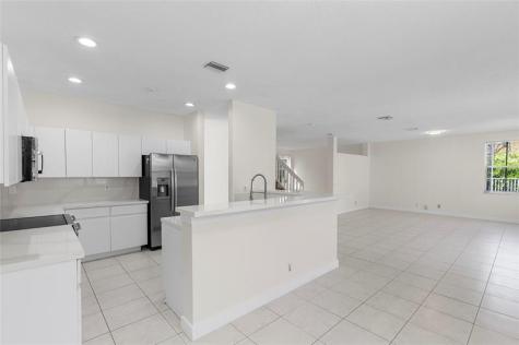 872 Tanglewood Creek Weston FL 33327