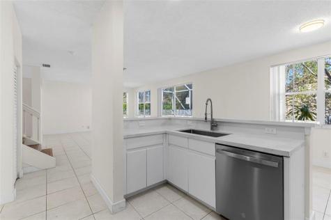 872 Tanglewood Creek Weston FL 33327